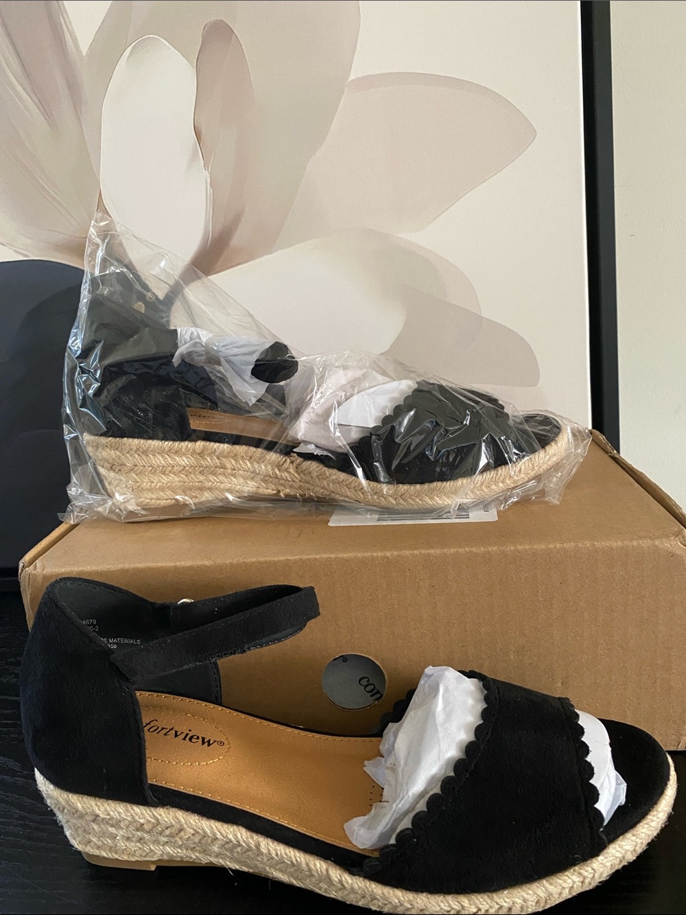 Comfortview Charlie Black and Jute Espadrilles